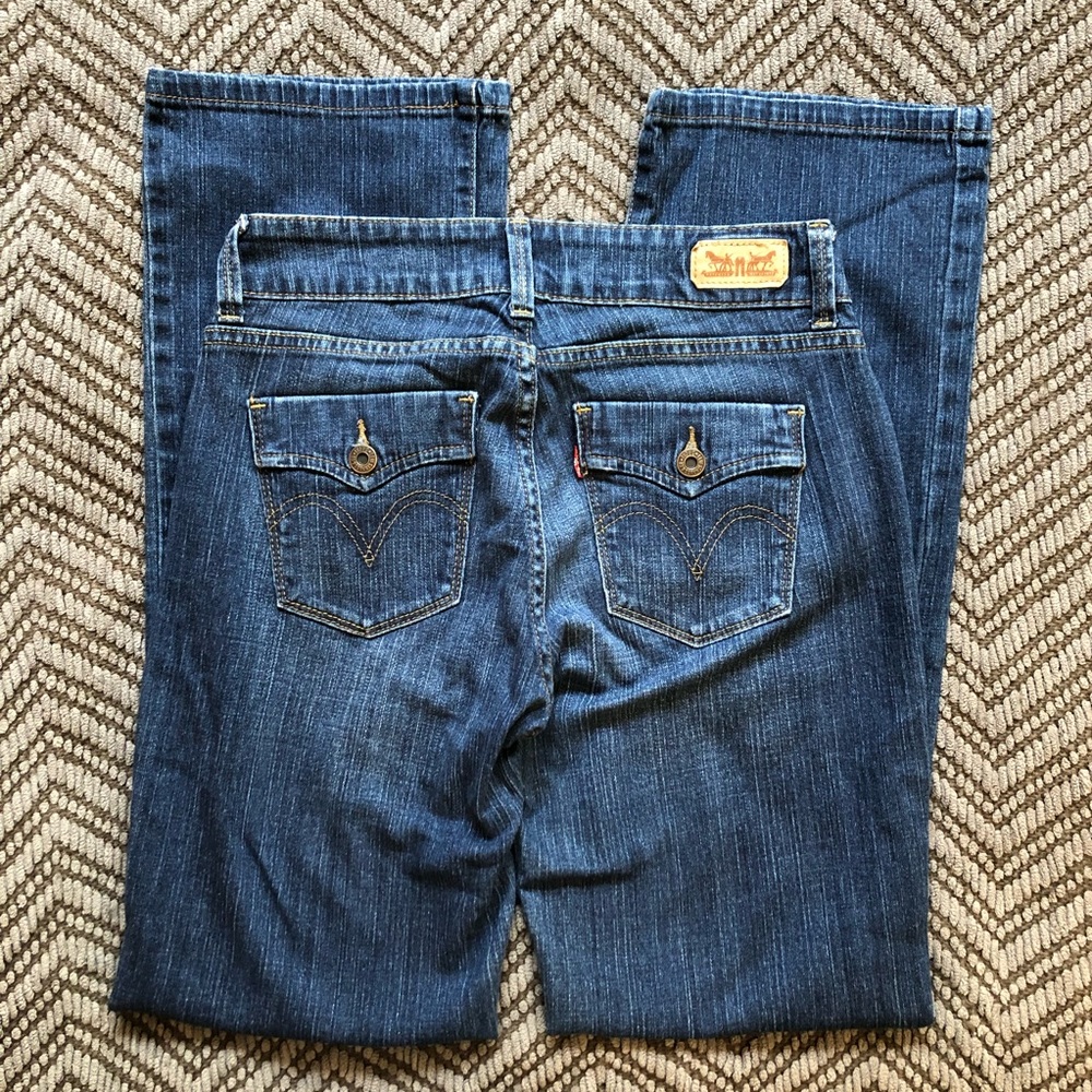 Levi’s Boyfriend Jean - Picture 4 of 10